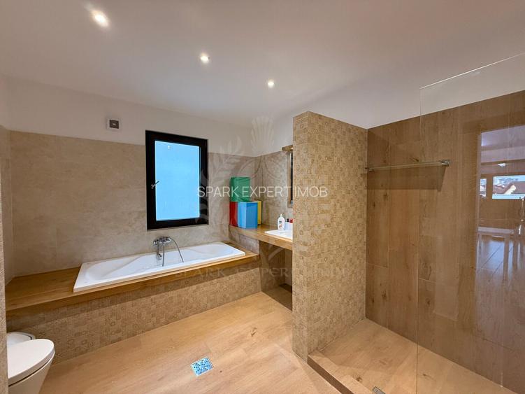 CASA /RESEDINTA//CLINICA //BIROURI// ANA IPATESCU// PLOIESTI - 24