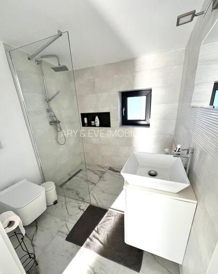 Casă Modernă 5 Camere | Panouri Solare 15kW | Teren Generos 780mp | Acces Rapid - 12