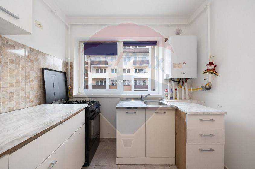 Apartament cu 3 camere de închiriat - 10