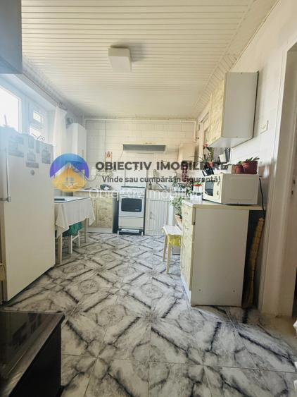 Apartament 2 camere+hol locuibil 67 mp Scoala Nr.2 - 9