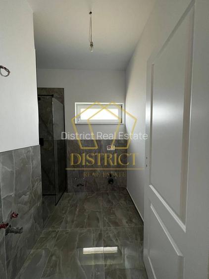 Duplex 5 camere despartit prin camera tehnica | Ghiroda - 13