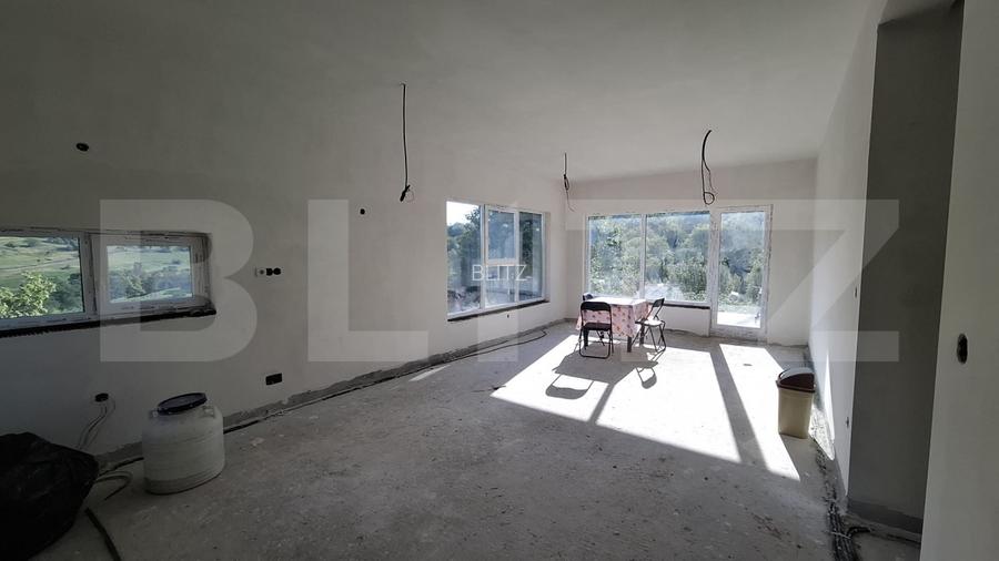 Casa pe un nivel, cu teren 2997 mp, panorama superba,Suceagu - 5