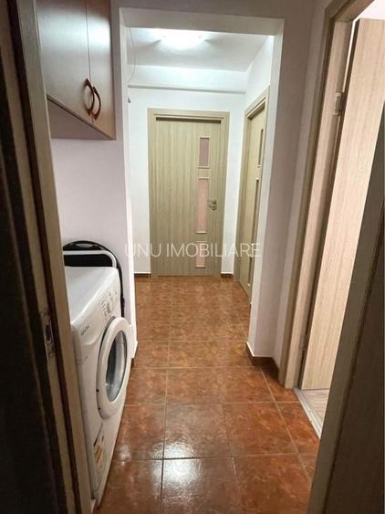 Apartament cu 2 camere - zona Centru  - Bld. Independentei - 4