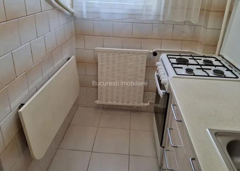 Garsoniera,Diham,Basarabia,bl.1983,reabilitat,et.3/8,Amenajata,Libera - 3