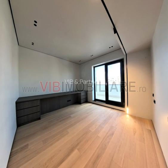 Comision 0 - Penthouse - 13 Septembrie - 15