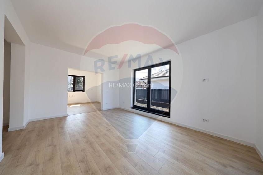 Casa 4 camere-594 mp teren,  construcție noua-Harman - 9