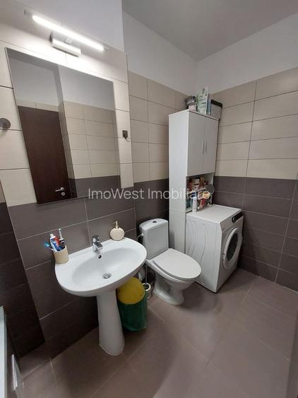 Giroc-Aleea cu plopi | 2Camere | Bucatarie inchisa | 2 Balcoane | Loc de parcare - 5