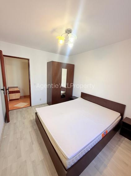 NICOLINA, STR. LIBERTATII, 3 CAMERE DECOMANDAT, ET 2 - 8