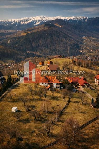 Casă tradițională cu 1800 mp teren  în Sohodol, Bran | Priveliște superba - 2