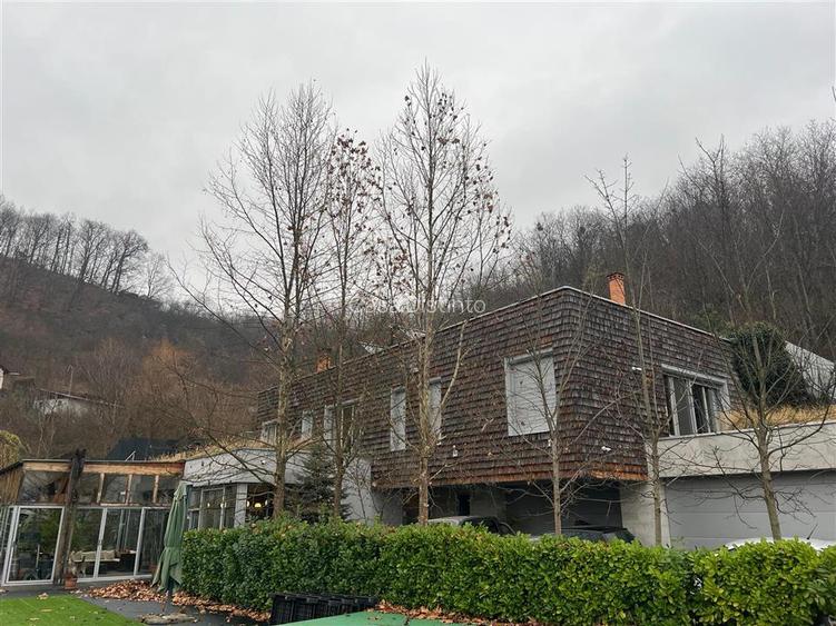 Casa exclusivista cu piscina! Exclusivitate! Comision 0! - 22