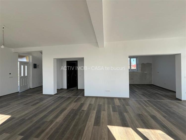 Olosag, Vila P+1E, 194 Mp., Compartimentare  Moderna - 7