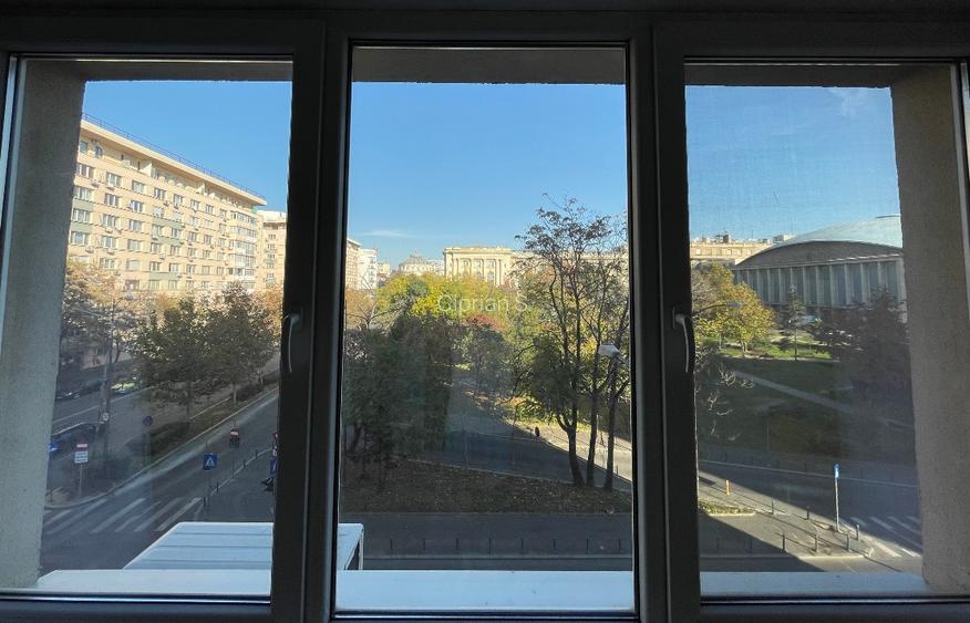 Apartament decomandat pe Ion Campineanu - 12