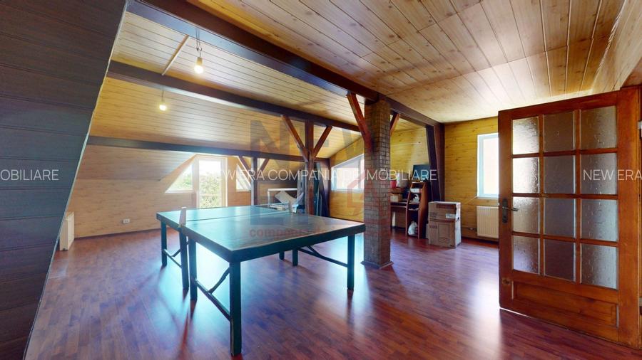 Vila cu 7 camere de inchiriat+ gradina + piscina  Bulevardul Ghencea - 12