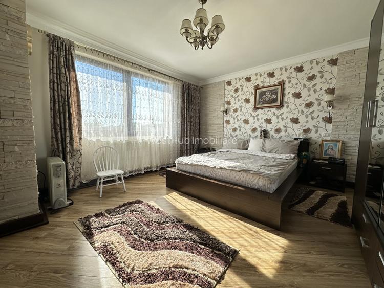 Casa individuală, 9 camere, 1600 mp teren, 300 mp utili - Sanandrei - 3