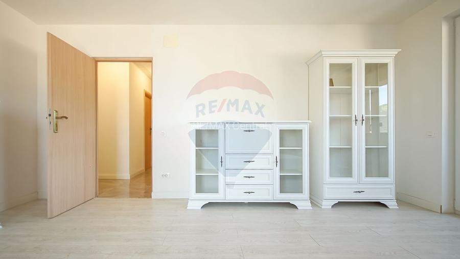 Apartament 3 camere decomandat | Loc de parcare si boxa | Urban Plaza - 13