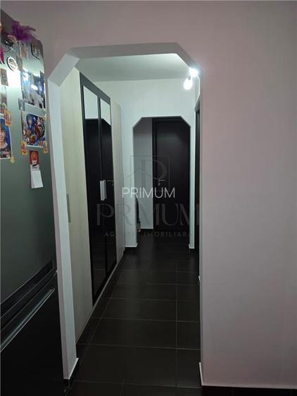 APARTAMENT 3 CAMERE- LIPOVEI- CENTRALA PE GAZ - 4