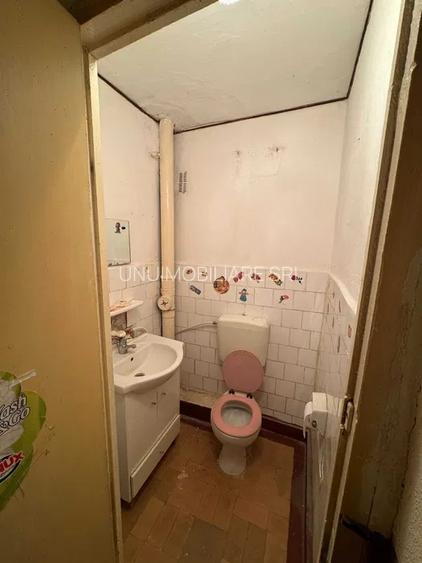 Apartament 4 camere Zona Inspectoratului Scolar - etaj 2 - 90 mp - 3
