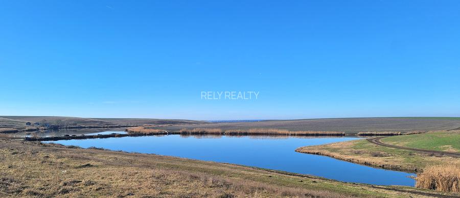 Vanzare teren Loc. Frasinet, 2.000 mp, deschidere lac 50 m, comision 0% - 5