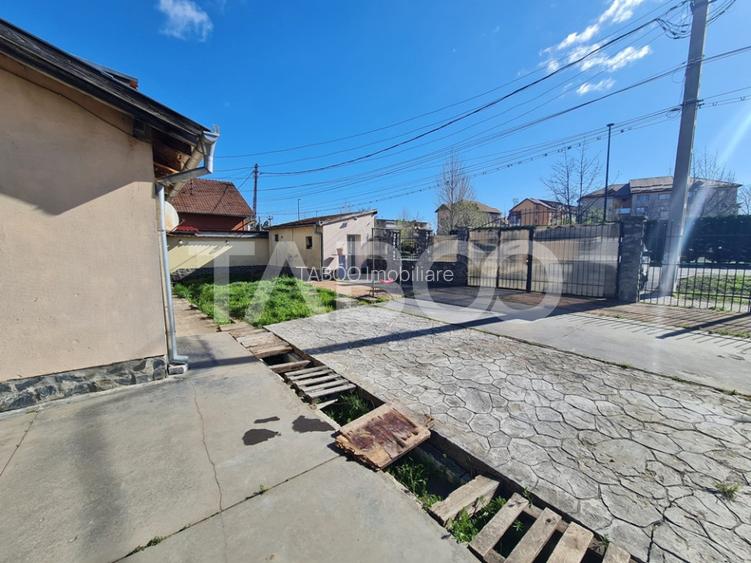 Casa de vanzare in Sebes langa lac - 10