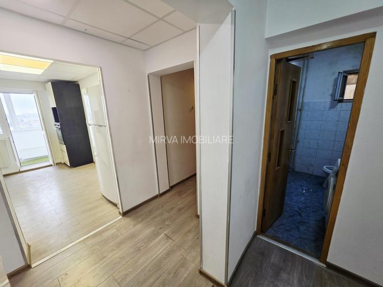 Apartament 3 camere, 2 băi cu geam, balcon generos – Republicii - 12