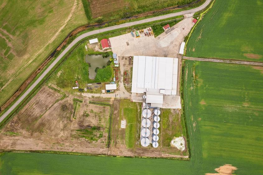 Teren 13500000 mp în Socodor - 7