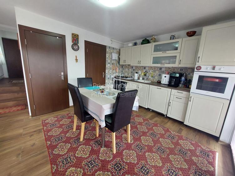 Casa De Vanzare, 1000 Mp Teren, Galesti , Mures - 13