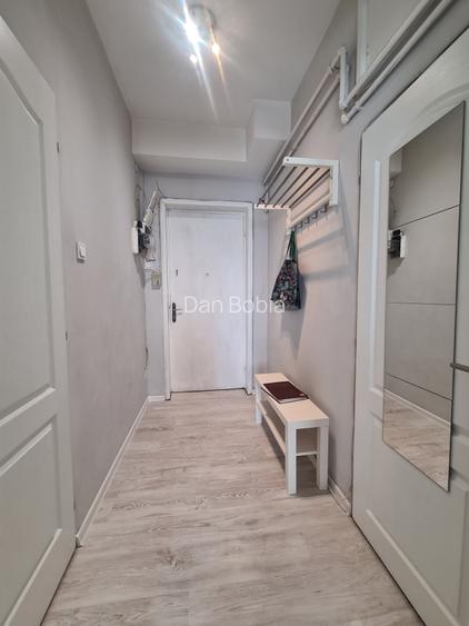 Garsoniera centrala proprie 5 min  m Universitatii - 12