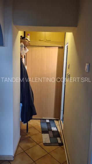 Crangasi , 2 minute metrou - 13