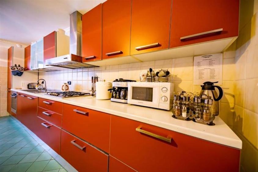 Pensiune cu priveliste fabuloasa, zona boema, Bran, Brasov. - 8