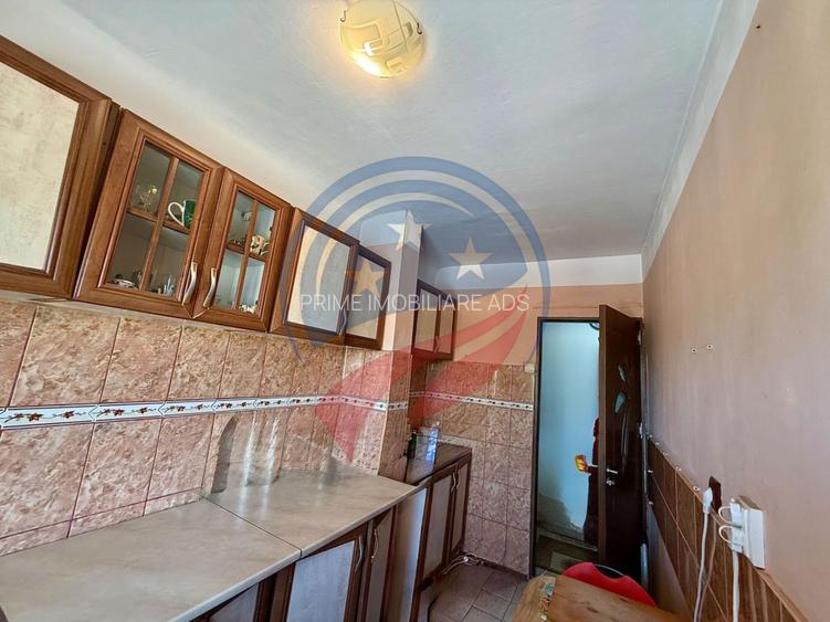 Apartament 2 camere decomandat Rovine, etaj 3/4 - 7