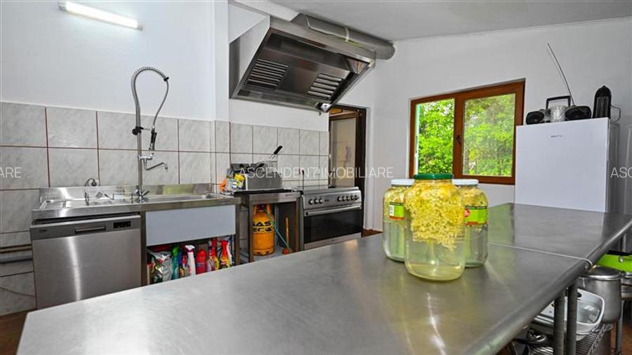 In cartea de povesti a Pietrei Craiului, ansamblul turistic functional,Plaiul Fo - 19