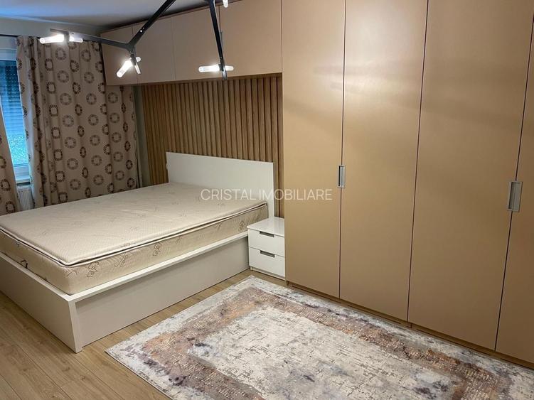 Vanzare apartament 3 camere, bloc 1983, centrala, Titan-Fizicienilor - 2