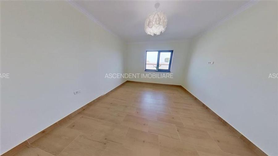 In stil mediteranean, curte proprie, 4 camere, terasa, pod mansardabil, Harman, - 46