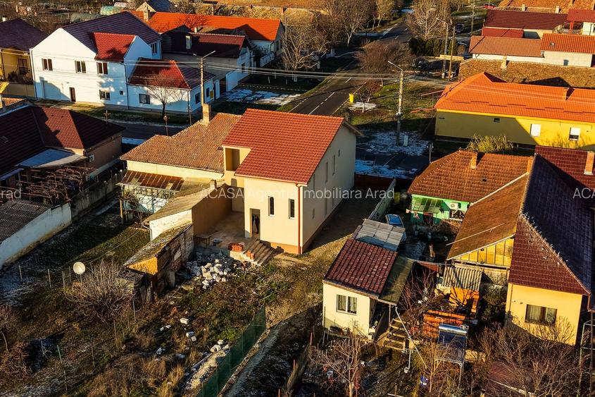 Casă nouă cu etaj semifinalizată în Aradul Nou - 2