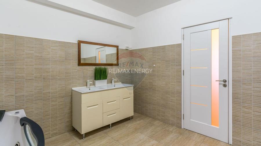 Casă cu 5 camere de vânzare || 400 MP teren || Someseni - 18