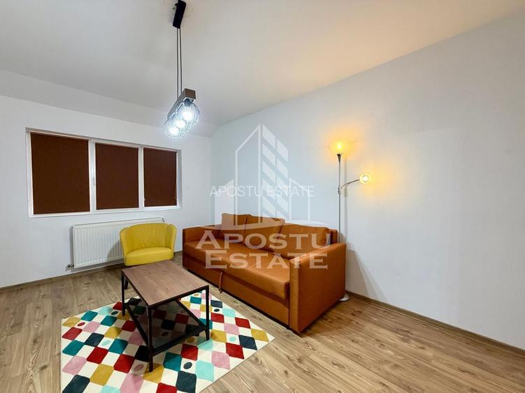 Apartament 3 camere, centrala proprie, Renovat complet, zona Lipovei - 2