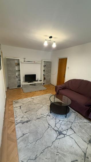 Inchiriere apartament 2 camere Metrou Parc Bazilescu