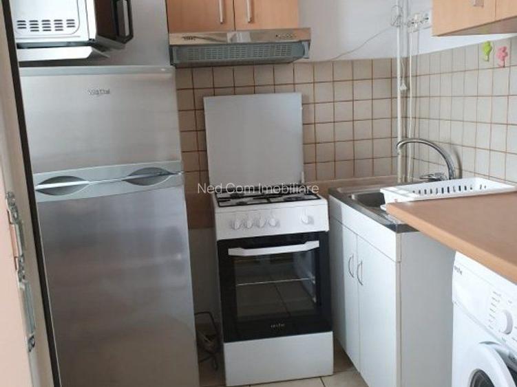 Inchiriere garsoniera moderna Panduri - 7