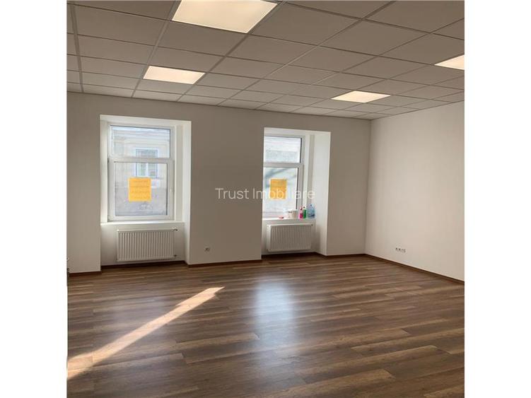 SPATIU COMERCIAL | Str.Motilor | 180 MP  | Parcare - 2