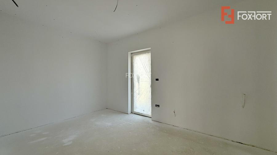 Duplex de vanzare, 4 camere cu toate utilitatile - Mosnita Noua - 10