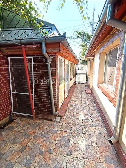 Casa 5 camere Pretabila 2 Familii, teren 176 mp, Bld Dorobantilor - 2