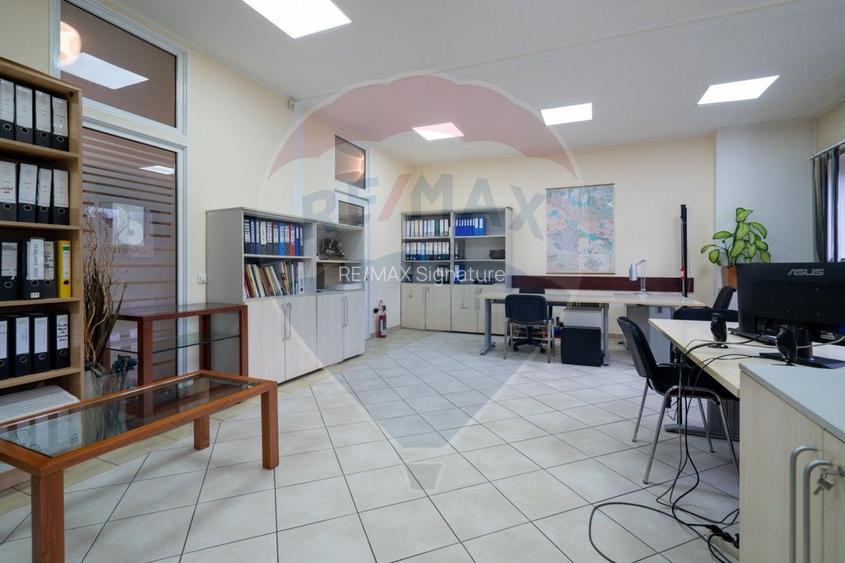 DE INCHIRIAT Spațiu comercial Bd. Unirii – 1335 mp - 16
