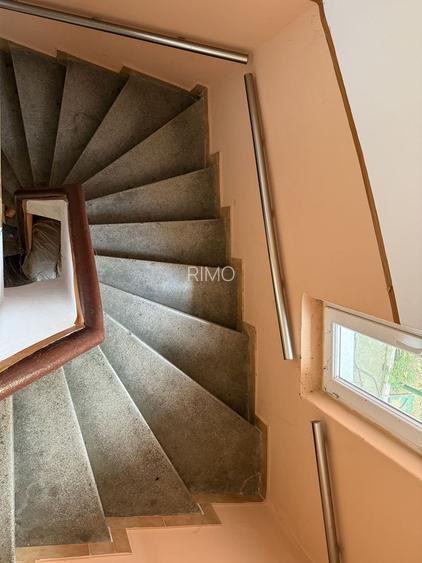 De vanzare apartament de 94MP cu curte de 90 MP - 18