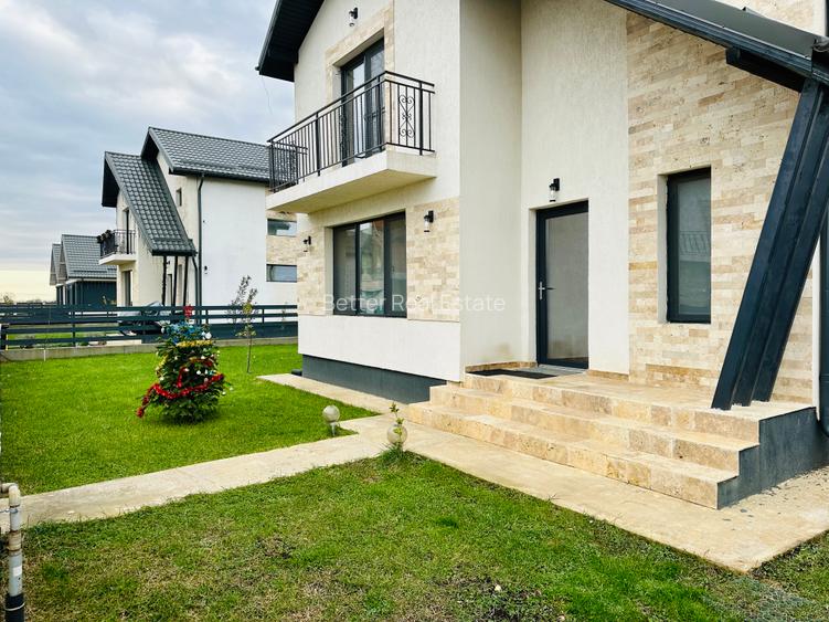 Casă de vânzare individuală, 4 camere Berceni Ilfov | 350 MP  | Stradă Asfaltată - 3
