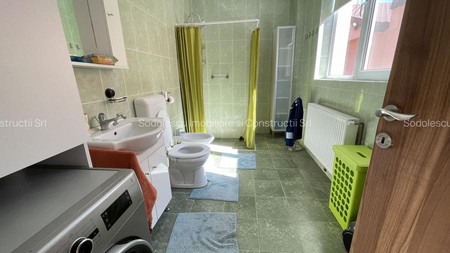 Casa cu teren frumos si garaj zona Mehala - 9