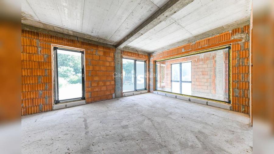 Casa Individuala | Roata Faget | Vitraje ample - 12