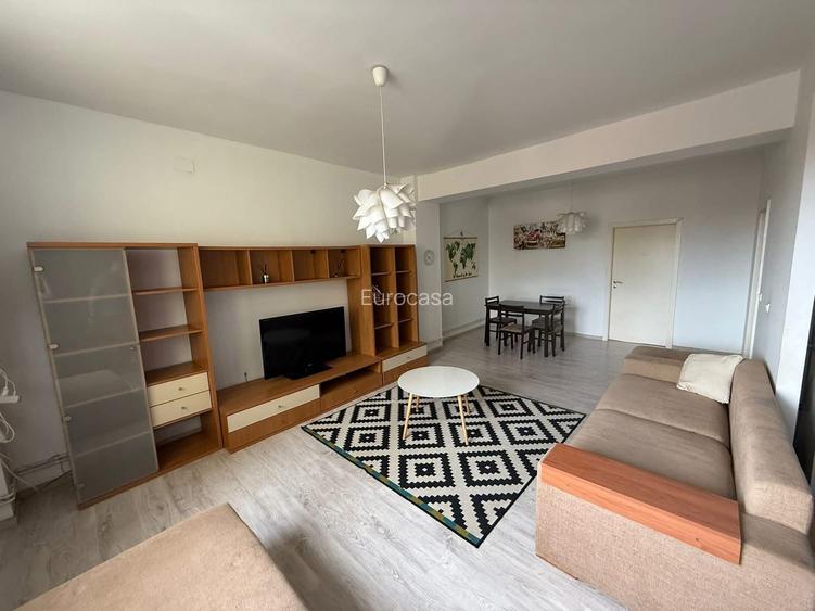 Apartament extrem de spatios, bine pozitionat, bloc cu lift - 6