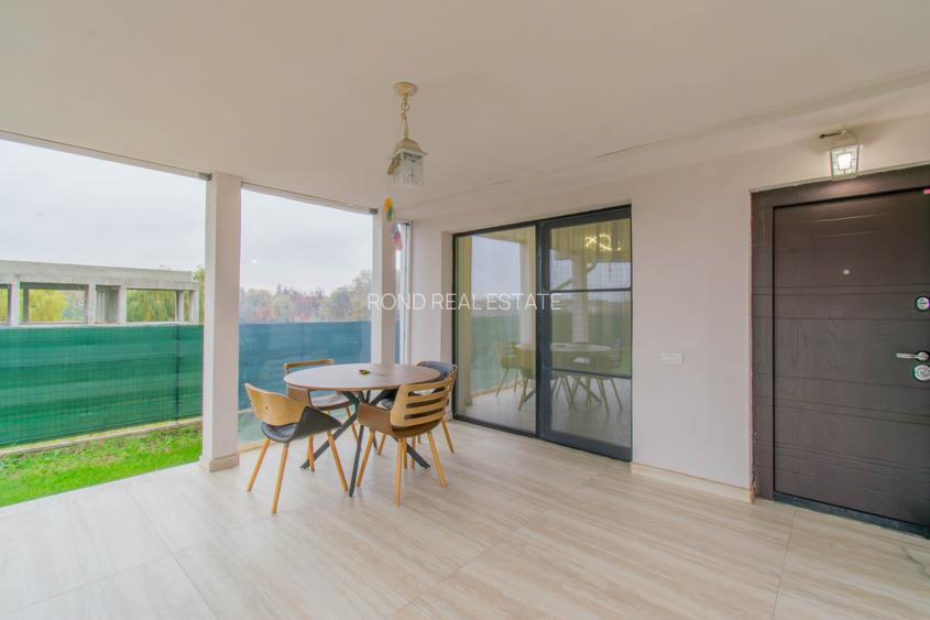 Vilă modernă cu vedere la lac, minicomplex inchis - 3