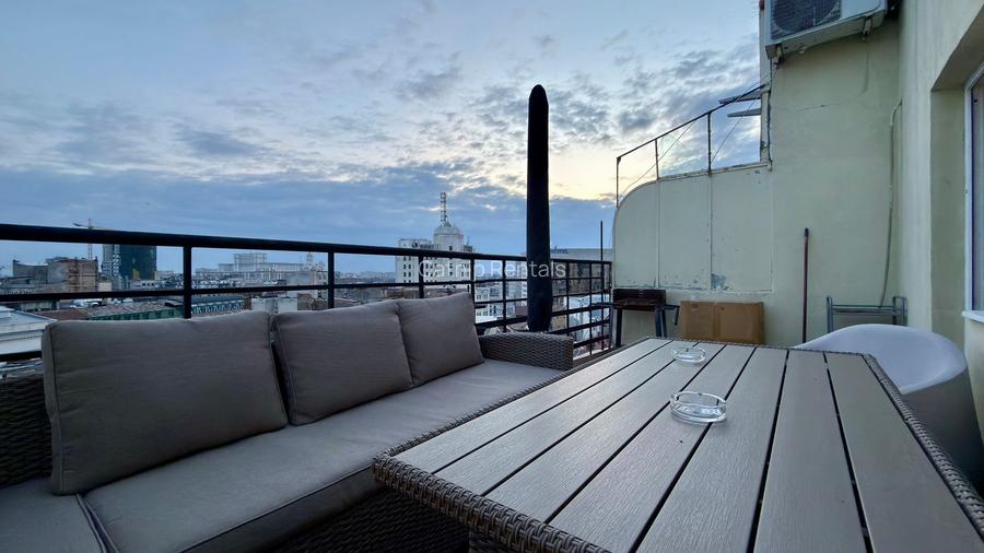 Top-Floor 4-BEDROOM APARTMENT WITH STUNNING TERRACE | ULTRA-CENTRAL LOCATION - 18