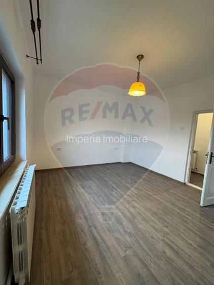 Casa stil boieresc,zona centrala, teren 450mp, comision zero - 22